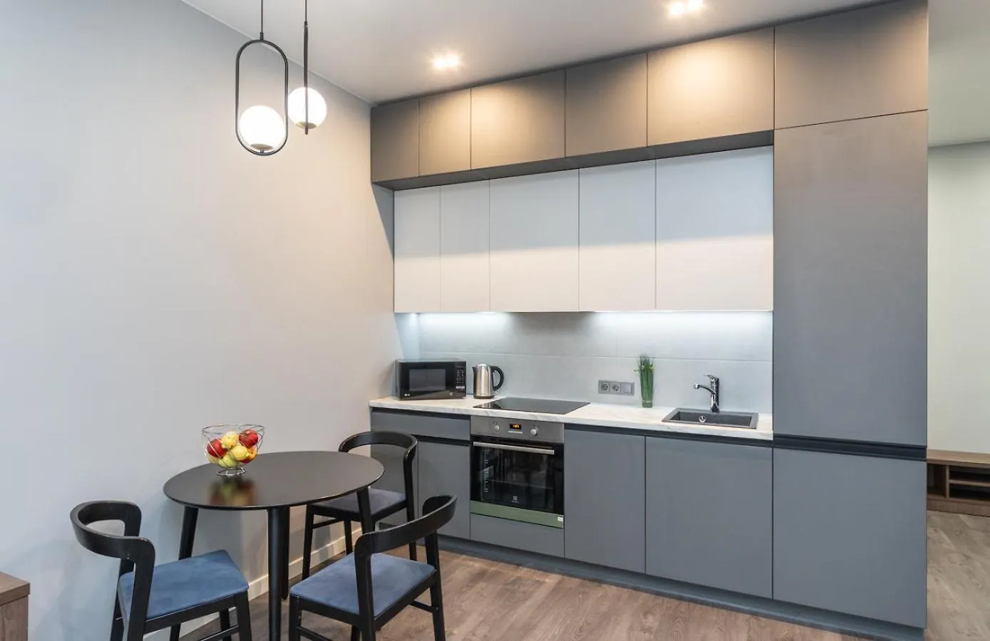 Big Vip Design Apartment In New Complex Kyiv