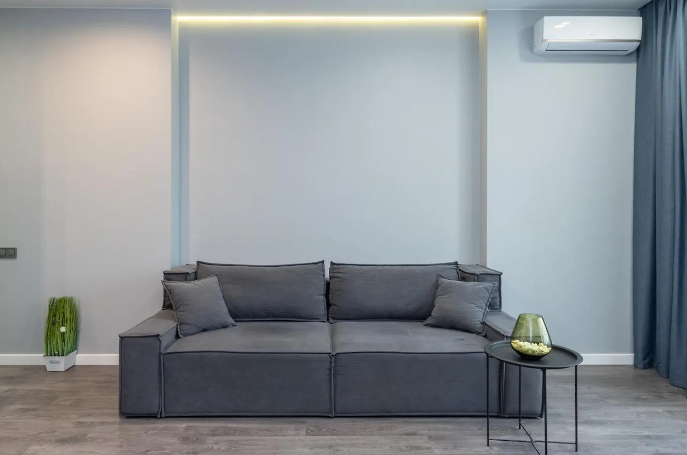 Big Vip Design Apartment In New Complex Kyiv