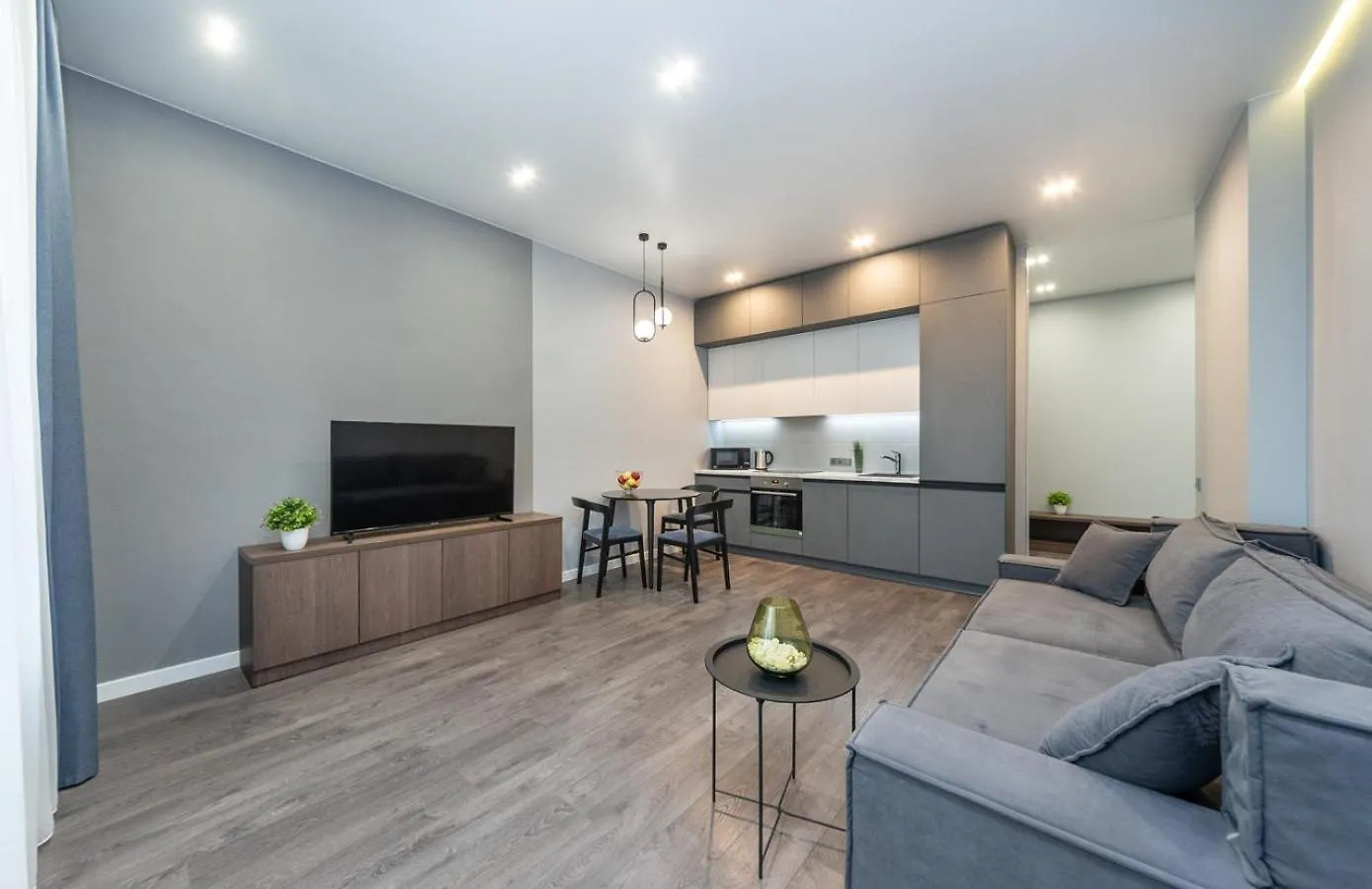 Big Vip Design Apartment In New Complex Kiev